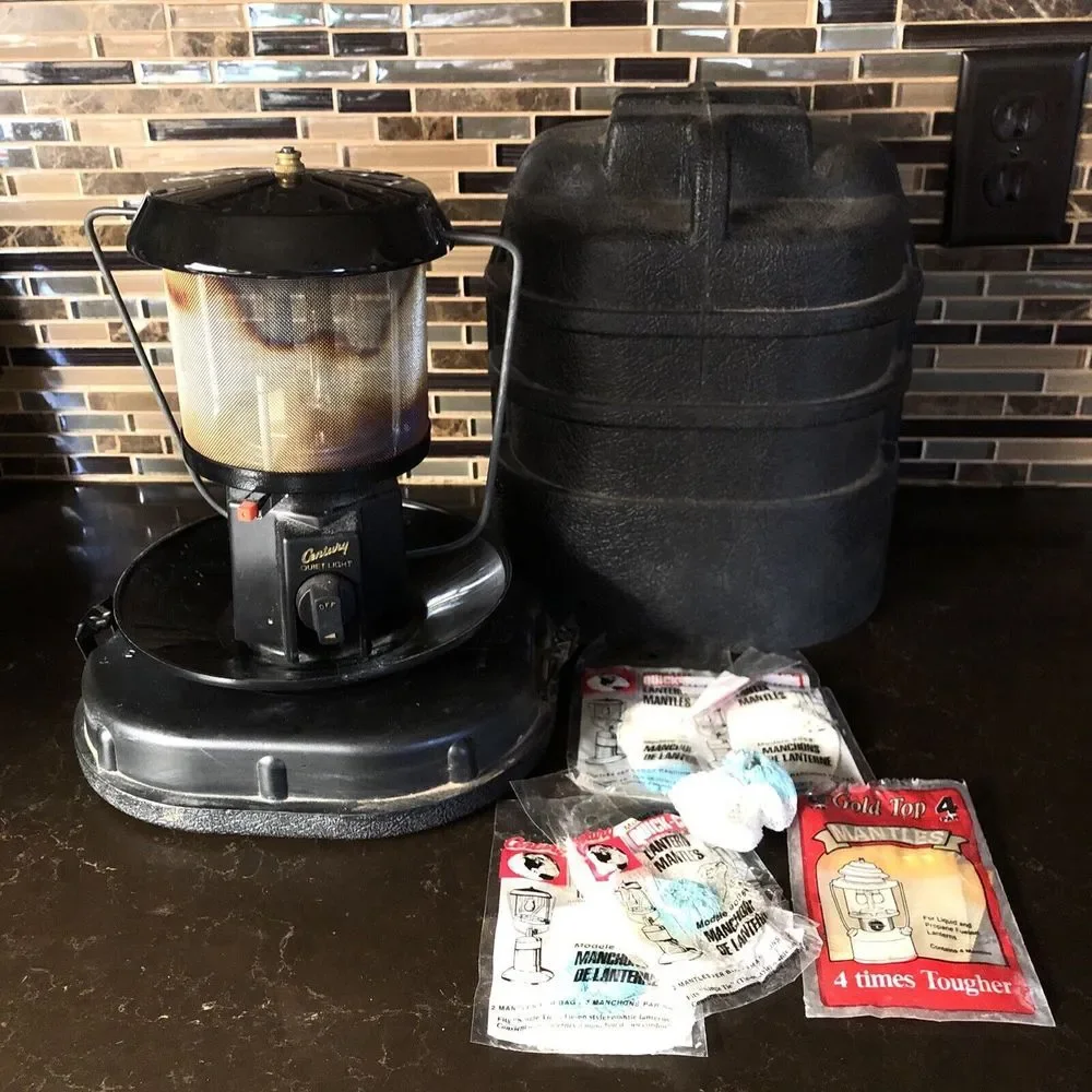 Century 7058‎ Dual Mantle Propane Lantern  Piezo Ignition in Back Case Bundle